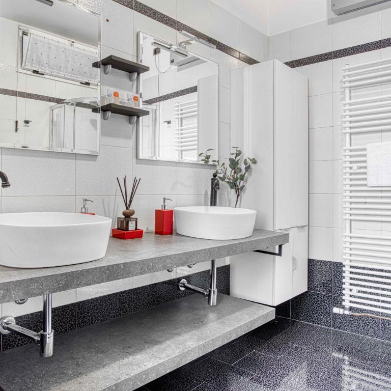 Casa Tricolore - One-Bedroom Apartment - 16