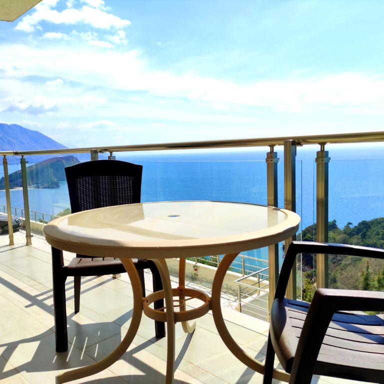 Skyline View Apt & Pool Retreat - Apartman sa 2 Spavaće Sobe - 2