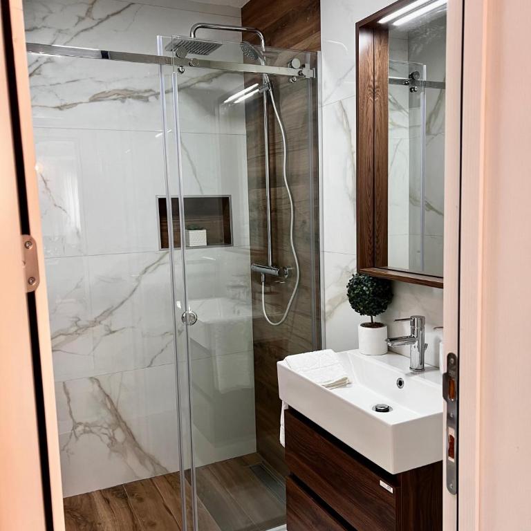 Kovacevic Apartments - Apartment with Sea View - 20