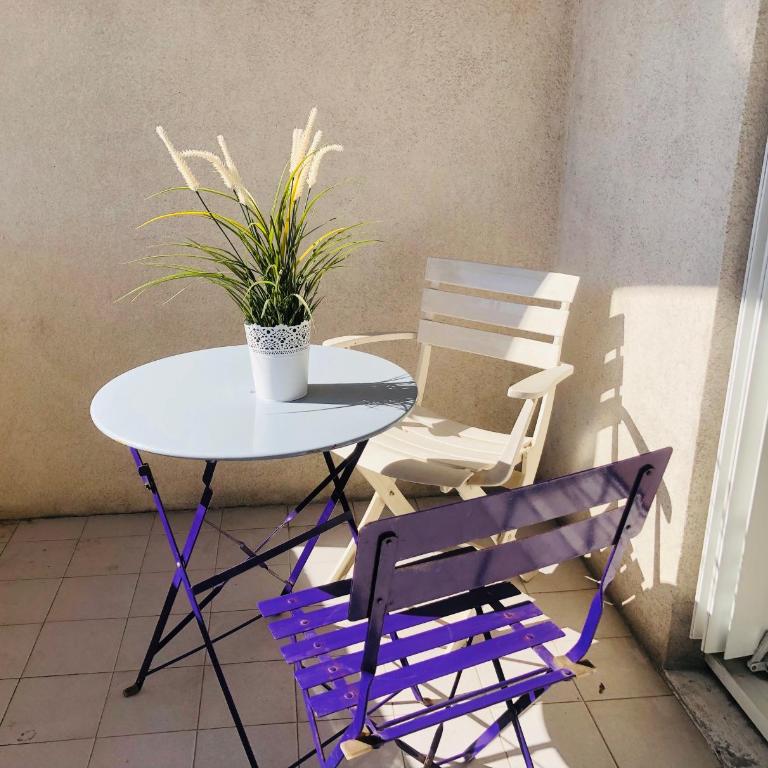 Le Californie Côte d'azur plage les pieds dans L'eau - Appartement - 8