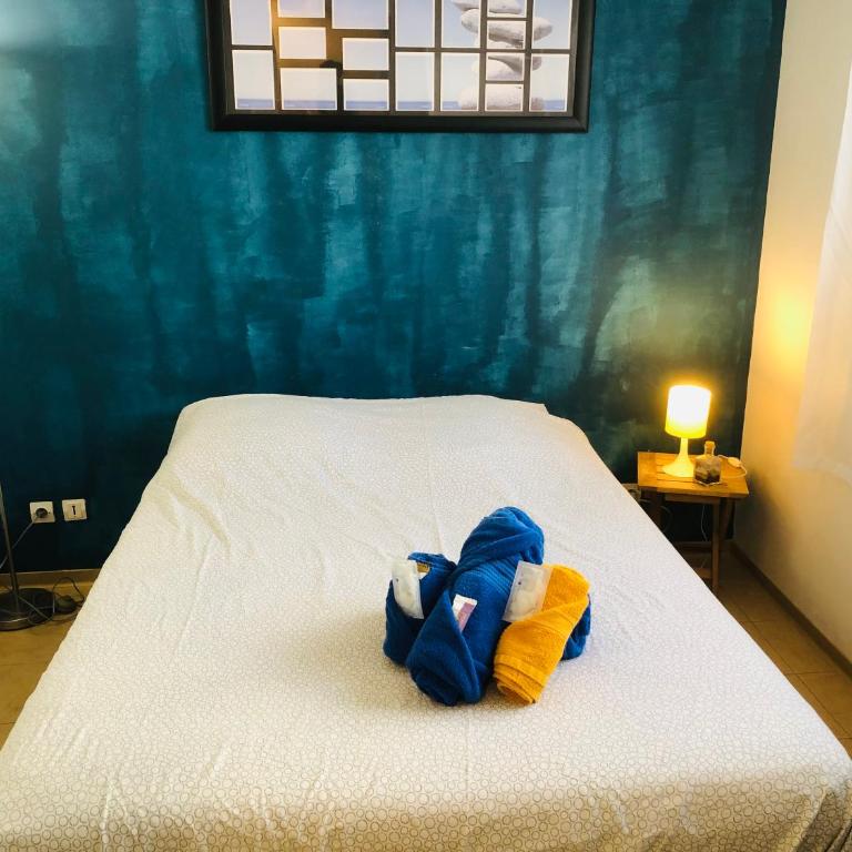 Le Californie Côte d'azur plage les pieds dans L'eau - Appartement - 15