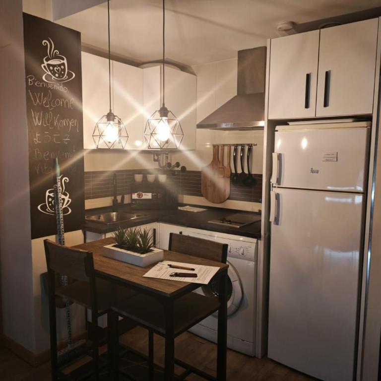 Studio Miramar Suites Malaga - Apartamento Superior - 24