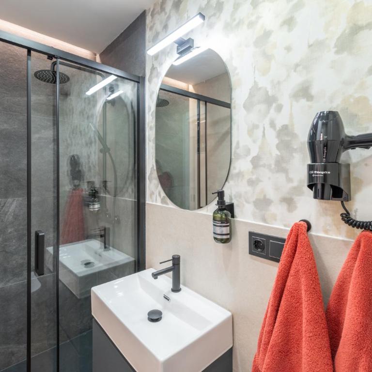 The HEART of the CITY, SOL, by MONARO***** - Apartamento Superior - 81