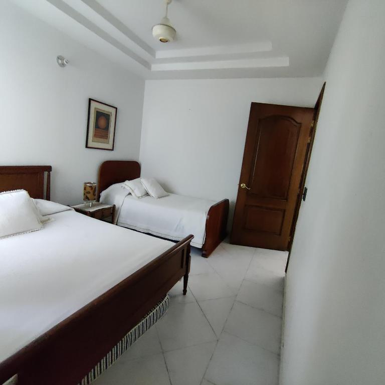 Condominio El Peñon - Villa de 5 dormitorios con piscina privada - 32