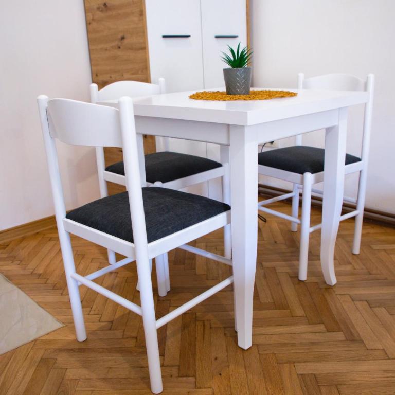 FOR-A Apartmani - Double Room - 8