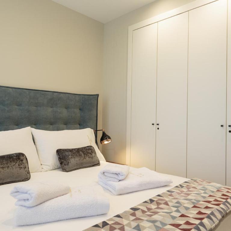 RAMBLA POBLENOU Luxury - Superior Apartment - 19