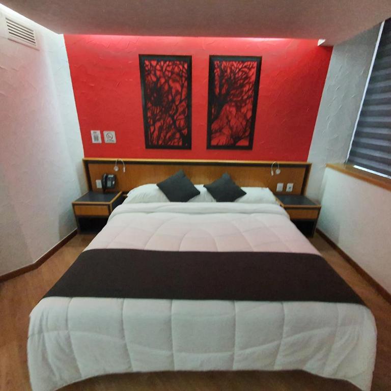 Hotel Alcampo - Deluxe Room - 7