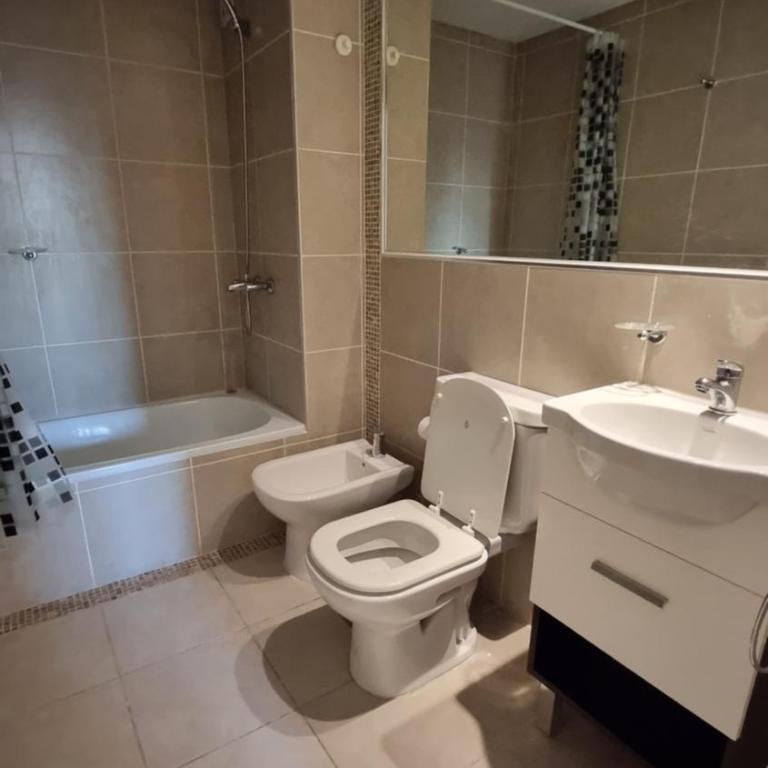 Dpto temporario a metros de la terminal y hospital de niños - Apartamento de 1 dormitorio - 2