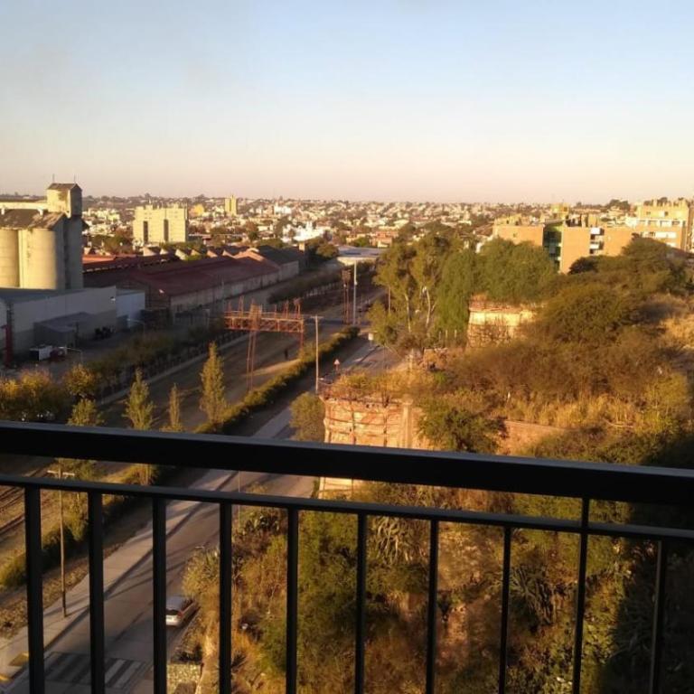 Dpto temporario a metros de la terminal y hospital de niños - Apartamento de 1 dormitorio - 9
