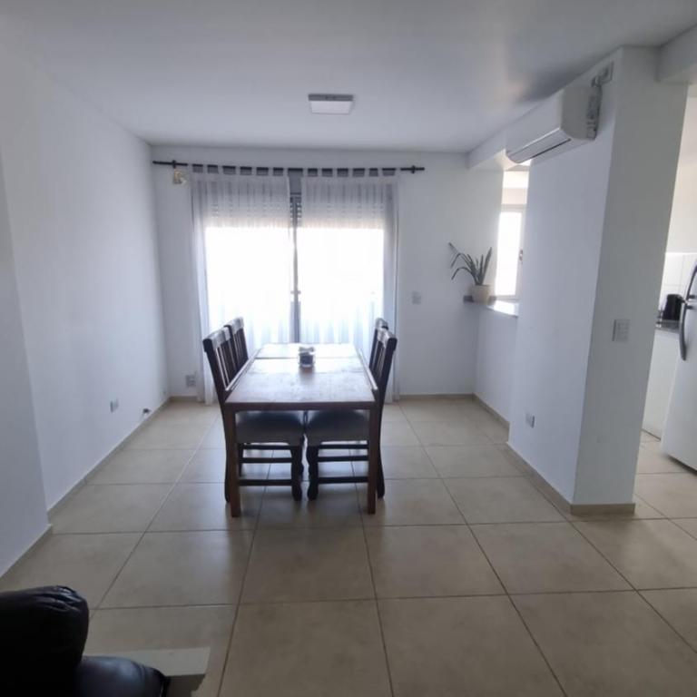 Dpto temporario a metros de la terminal y hospital de niños - Apartamento de 1 dormitorio - 29