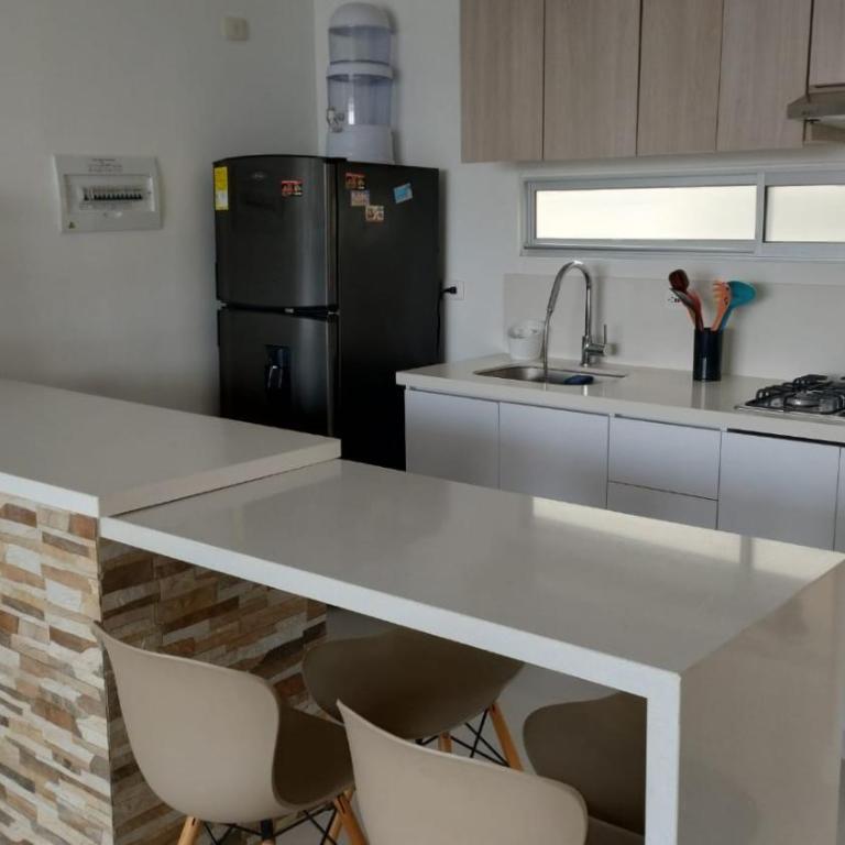 Acogedor Apartamento en Ricaurte con BBQ - Apartamento de 3 dormitorios - 26
