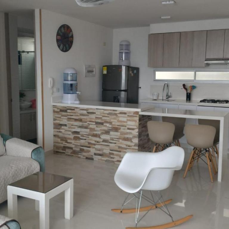 Acogedor Apartamento en Ricaurte con BBQ - Apartamento de 3 dormitorios - 27