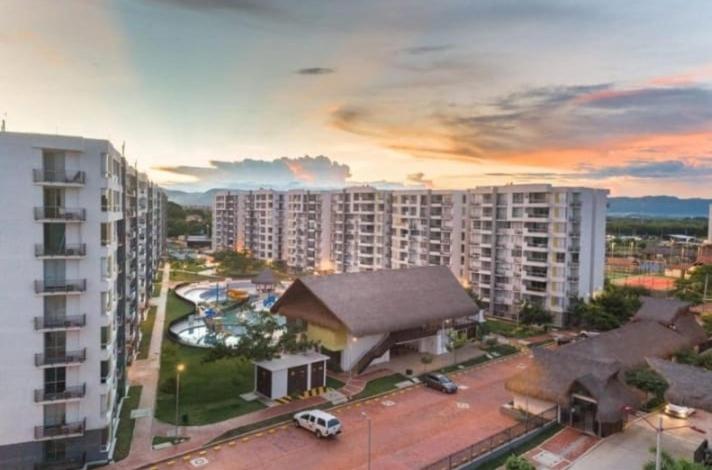 Acogedor Apartamento en Ricaurte con BBQ - Apartamento de 3 dormitorios - 2