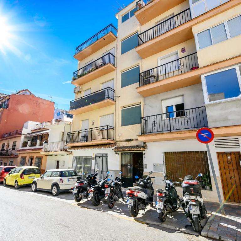 2 bedroom, new, 1 min to the beach, city center- Picasso by 10ToSea - Two-Bedroom Apartment - 16
