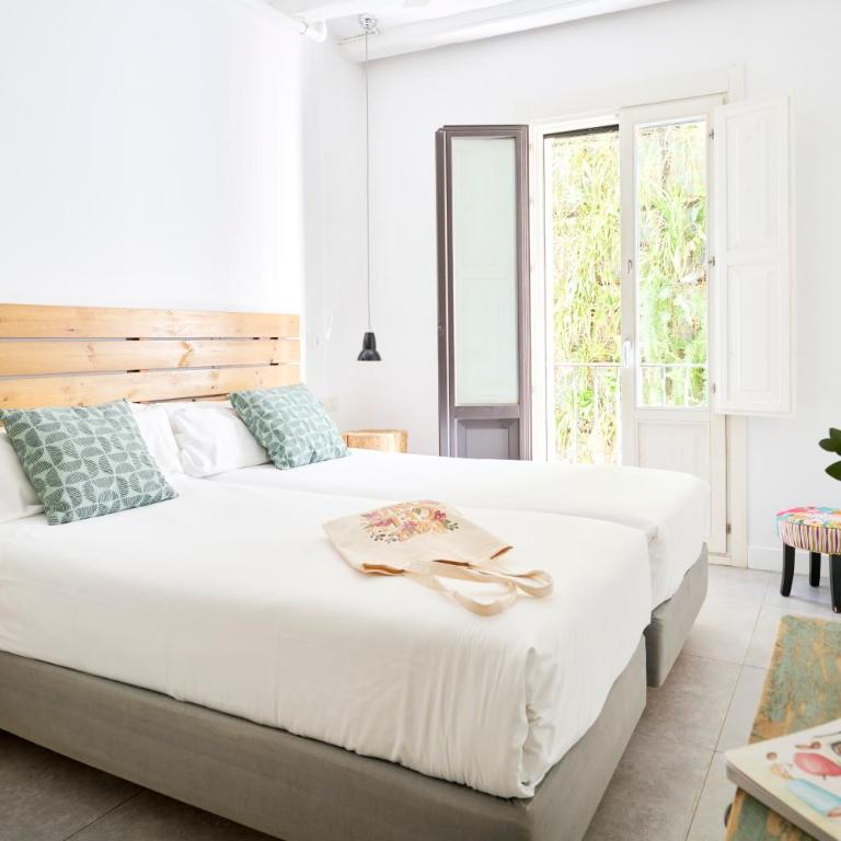 Eco Boutique Hostal Grau - Family Studio with Kitchenette - 1