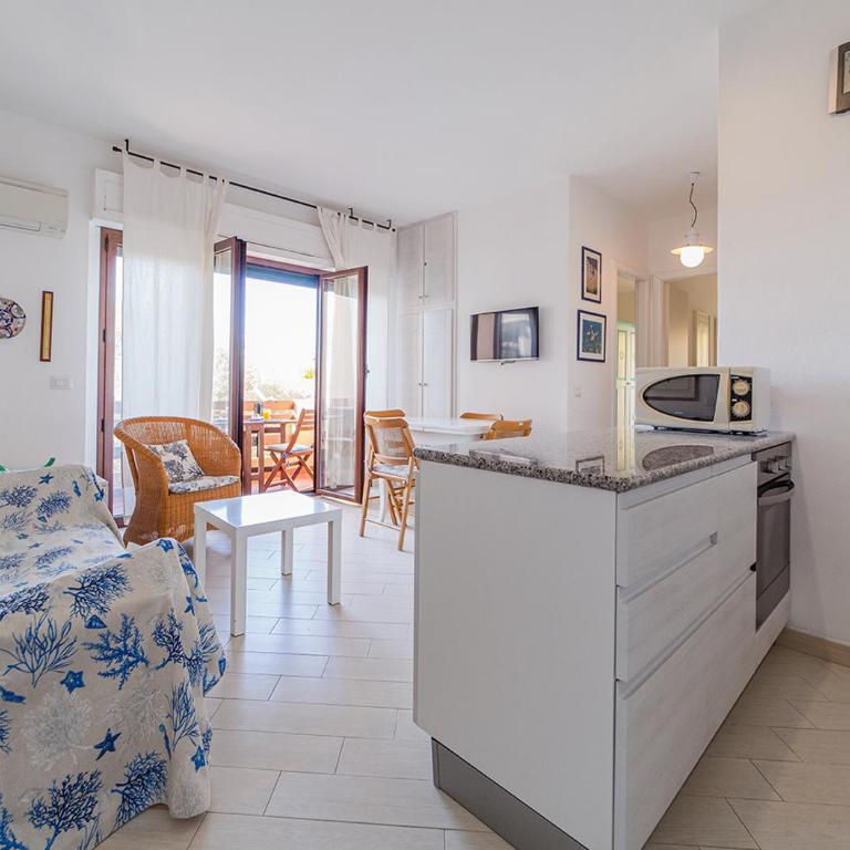 Laureliving Holiday Home Cala Maiore 01 - Appartamento con 2 Camere da Letto - 6
