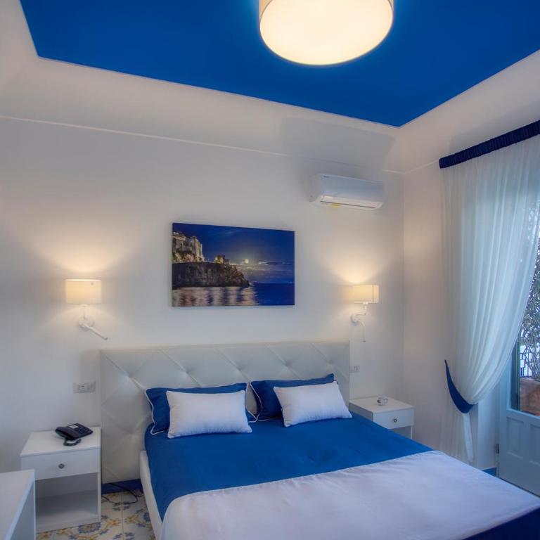 Locanda Costa D'Amalfi - Camera Matrimoniale/Doppia con Letti Singoli con Terrazza e Vista Mare - 20