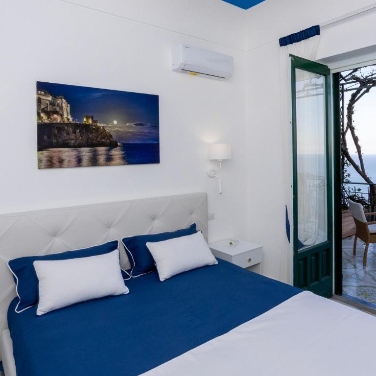 Locanda Costa D'Amalfi - Camera Matrimoniale/Doppia con Letti Singoli con Terrazza e Vista Mare - 19