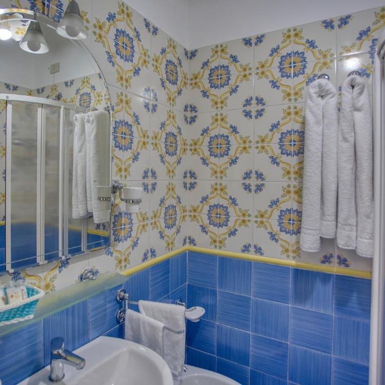 Locanda Costa D'Amalfi - Camera Matrimoniale/Doppia con Letti Singoli - 22