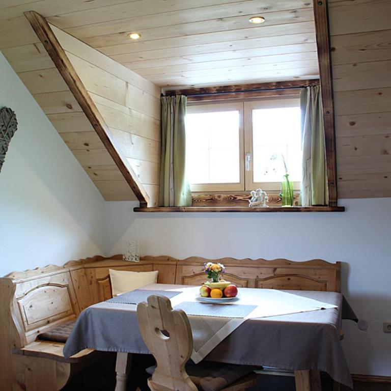 Landhaus Kranzbichl - Apartment mit Balkon - 4