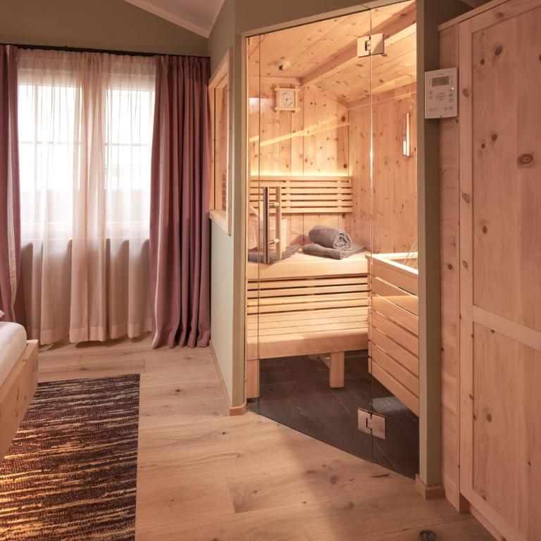 Romantikhotel Zell am See - Suite mit Sauna - 10