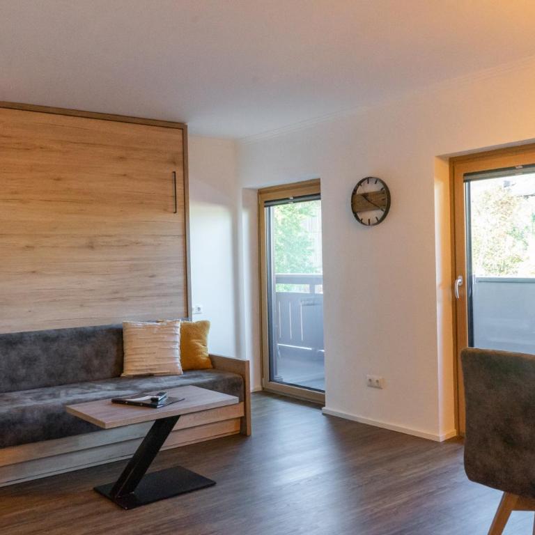 Dorfleben Embach - Apartment mit 1 Schlafzimmer - 15