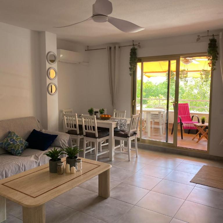 Apartamento PARADISE Solo Familias - Apartamento de 3 dormitorios - 48