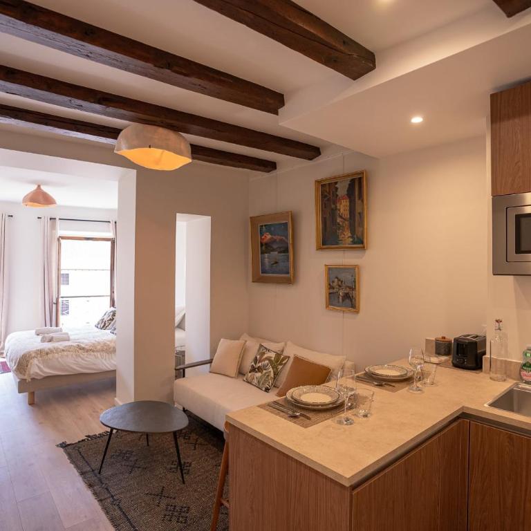 La Suite du 10 - Joli studio avec vue sur le Canal et le Chateau - Appartement - 3