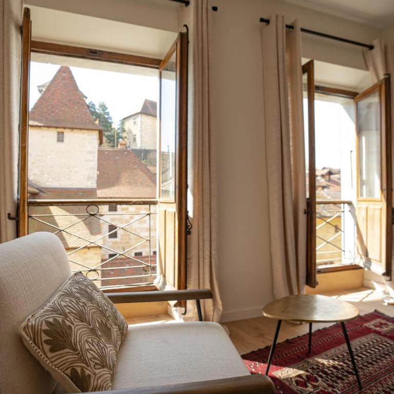 La Suite du 10 - Joli studio avec vue sur le Canal et le Chateau - Appartement - 11