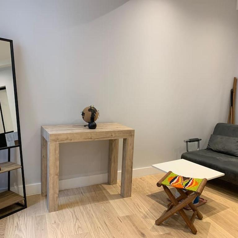 Superbe 2 pièces Top Location Calme et Climatisé - Appartement 1 Chambre - 10