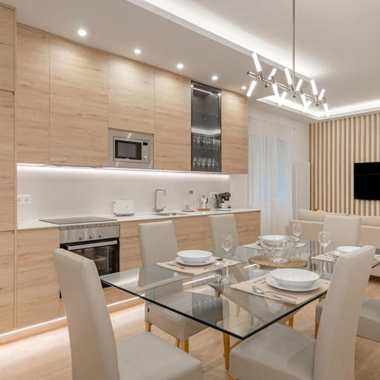 Malasaña XI 3BR 3BH - Three-Bedroom Apartment - 19