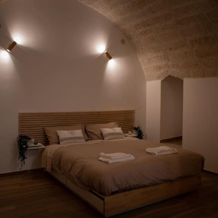 Loft Michelangelo - One-Bedroom House - 13