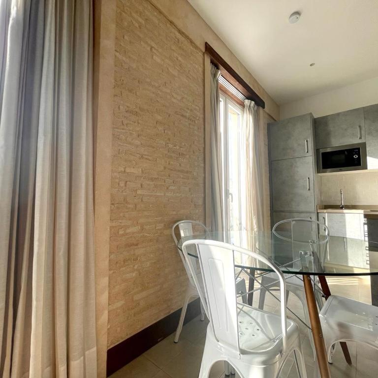 Eva Recommends Triana - Apartamento de 1 dormitorio sin terraza - 11