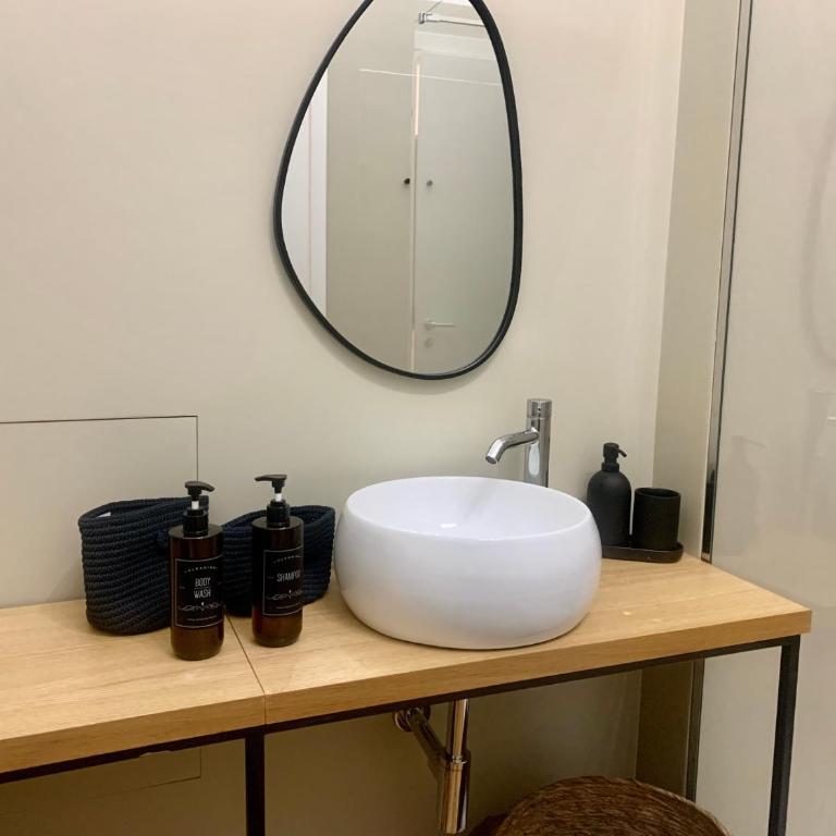 Cala nera Luxury Apartment - Appartamento con 1 Camera da Letto - 30