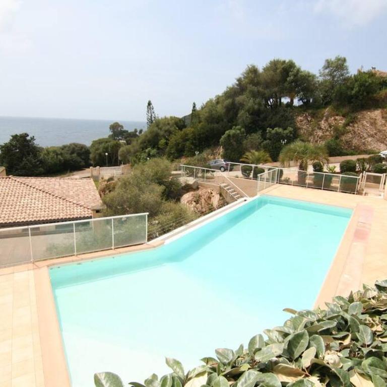 Ajaccio maison bord de mer dans résidence avec piscine - Maison 2 Chambres - 10