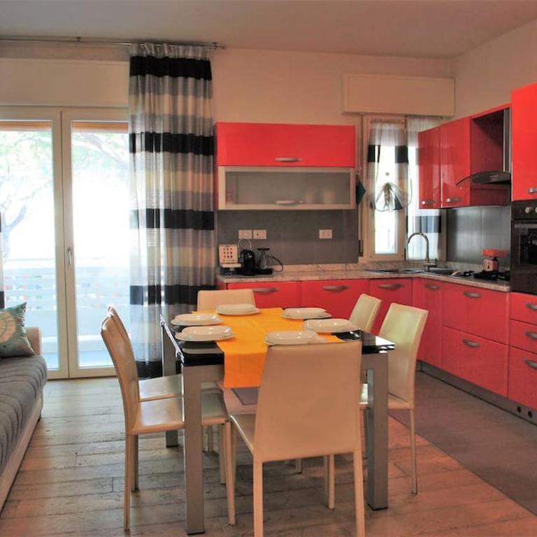 Jesolo Beach Apartment - Appartamento con 3 Camere da Letto - 1