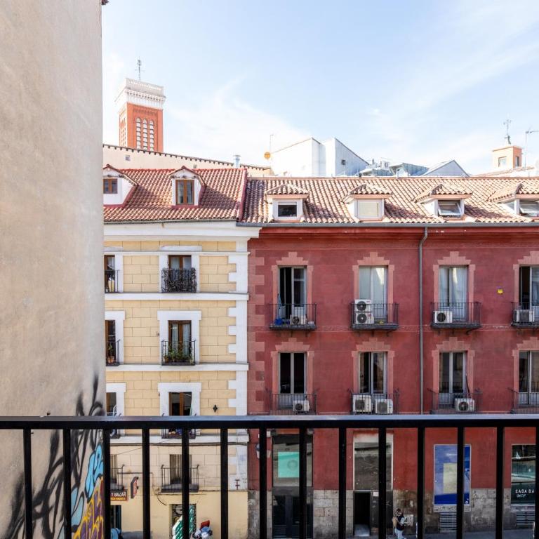 Los Apartamentos Jacinto Benavente Centro Madrid - One-Bedroom Apartment - 3