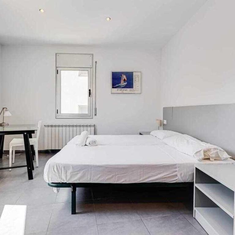 Rentalsbcn - Passeig de la Marina - Casa - 13