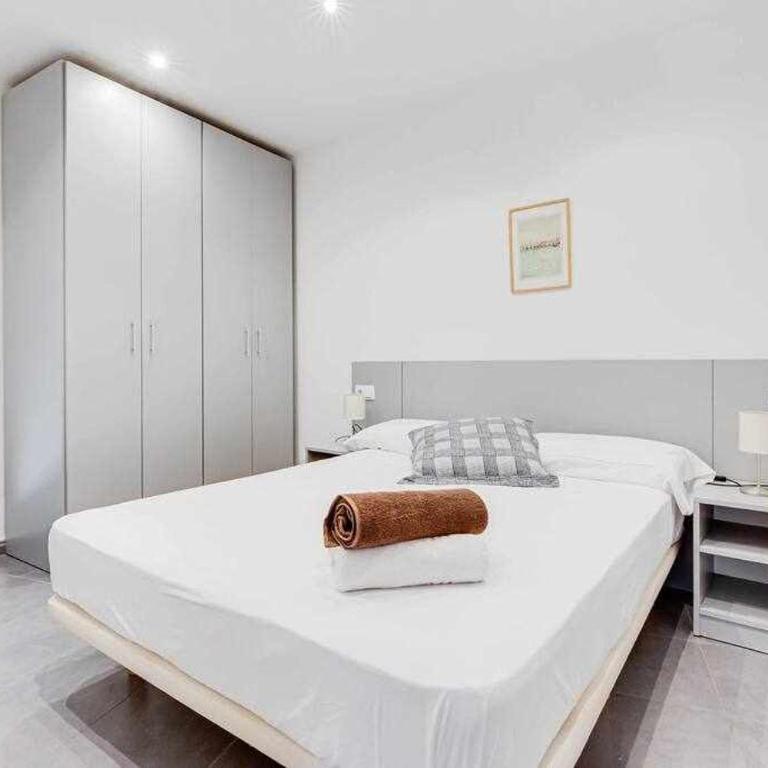 Rentalsbcn - Passeig de la Marina - Casa - 35
