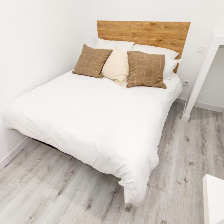 Los Apartamentos Jacinto Benavente Centro Madrid - Apartment - 1