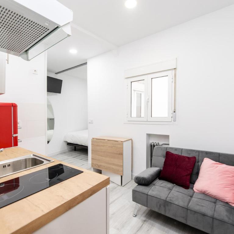 Los Apartamentos Jacinto Benavente Centro Madrid - Apartment - 2