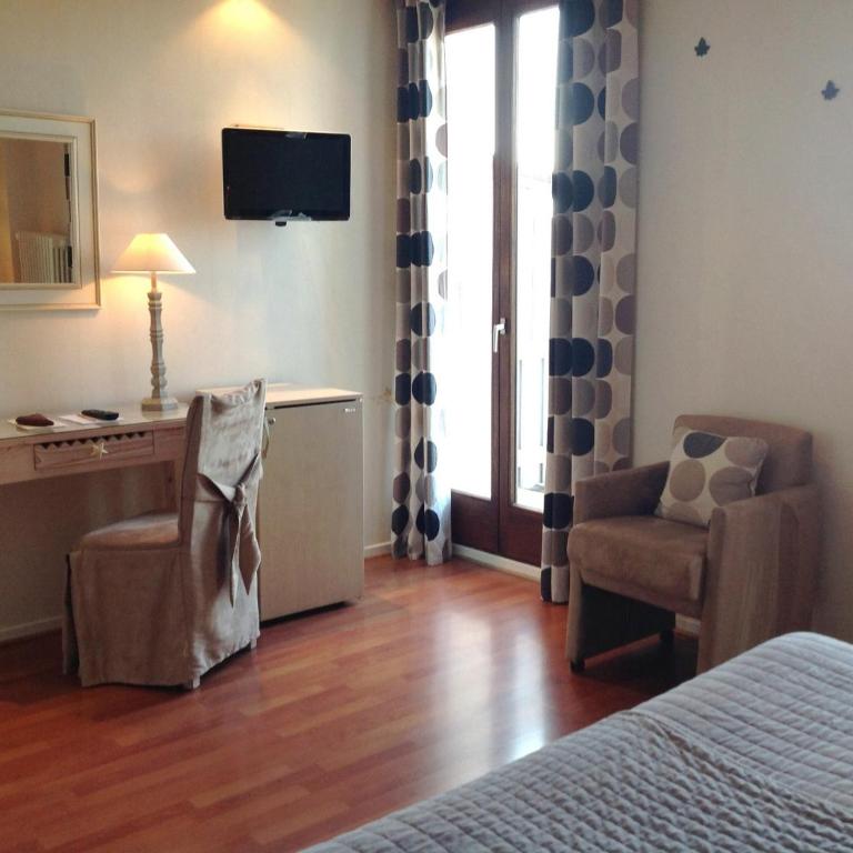 L'Oasis - Superior Double Room with Balcony - Lake or Park View - 5