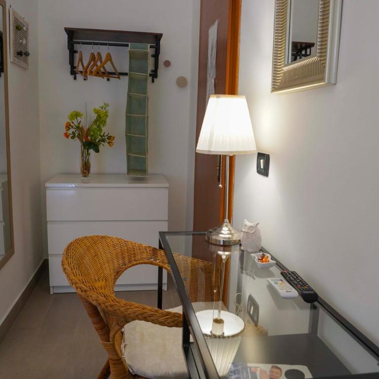 Anthea BB Napoli - Camera Doppia con Letti Singoli con Balcone - 15