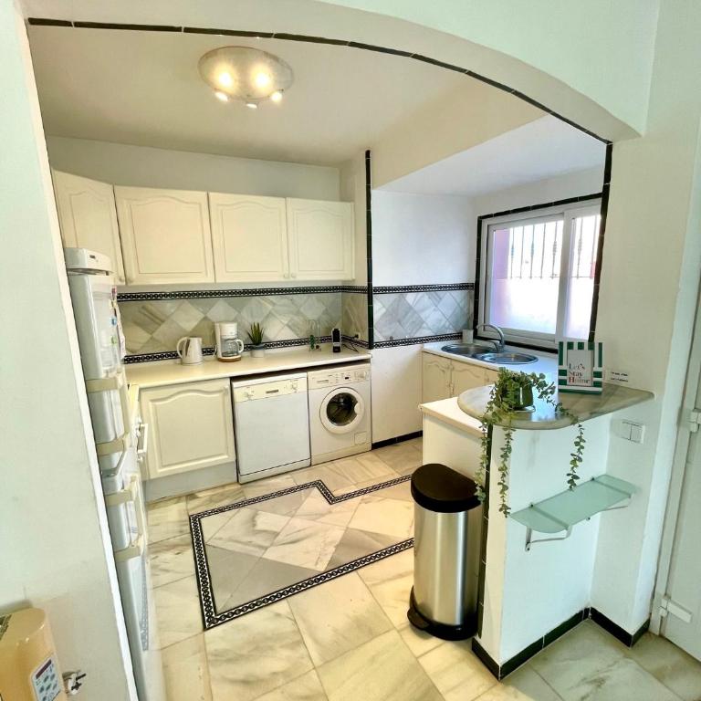 GATU Villa Océano frente al mar en Puerto Sherry " Preferente mayores de 25 años y familias " - Apartamento con vistas al mar - 6
