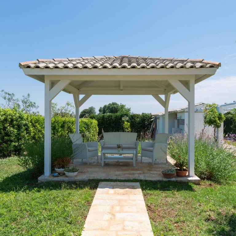 Trullo Letizia con Piscina by Wonderful Italy - Villa with Private Pool - 42