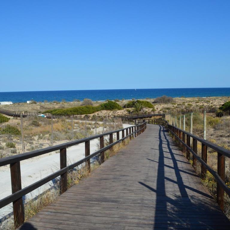Refugio de Tranquilidad en Gran Alacant - Three-Bedroom House - 32