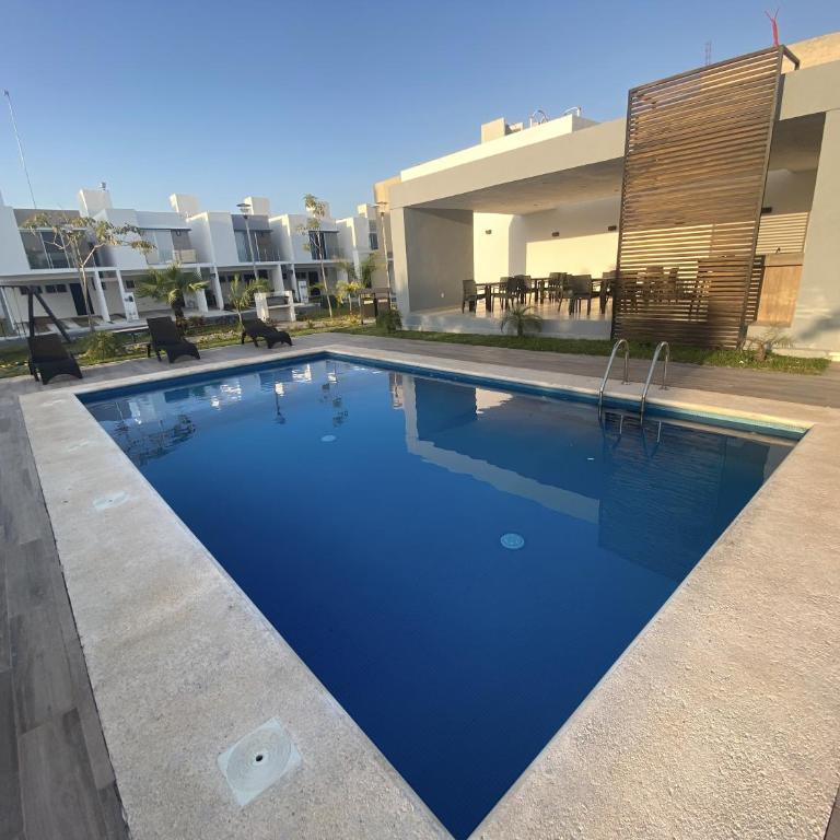 Casa en condominio privado, Alberca, terraza a 10 min de Playa Marlin - Three-Bedroom House - 14