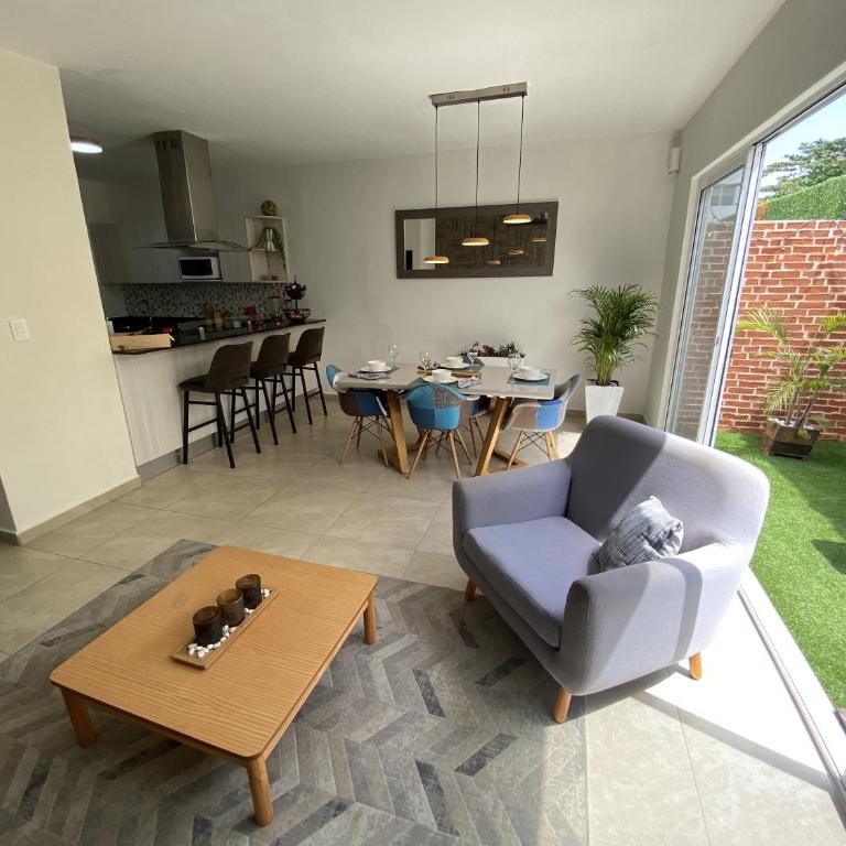 Casa en condominio privado, Alberca, terraza a 10 min de Playa Marlin - Three-Bedroom House - 5