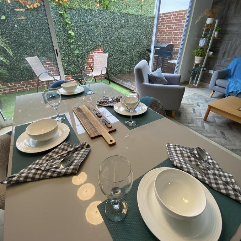 Casa en condominio privado, Alberca, terraza a 10 min de Playa Marlin - Three-Bedroom House - 4
