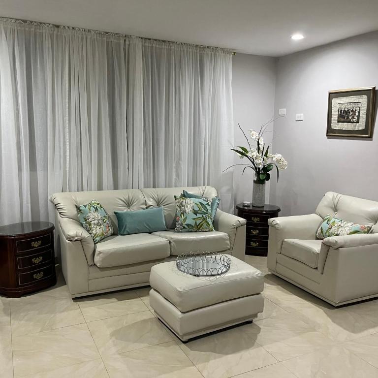 SOL, ARENA, MAR, y PISCINA - Apartamento de 2 dormitorios - 1